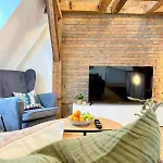 Apartment Good Wood - Fachwerktraum Auf Zwei Etagen, Direkt Am Marktplatz